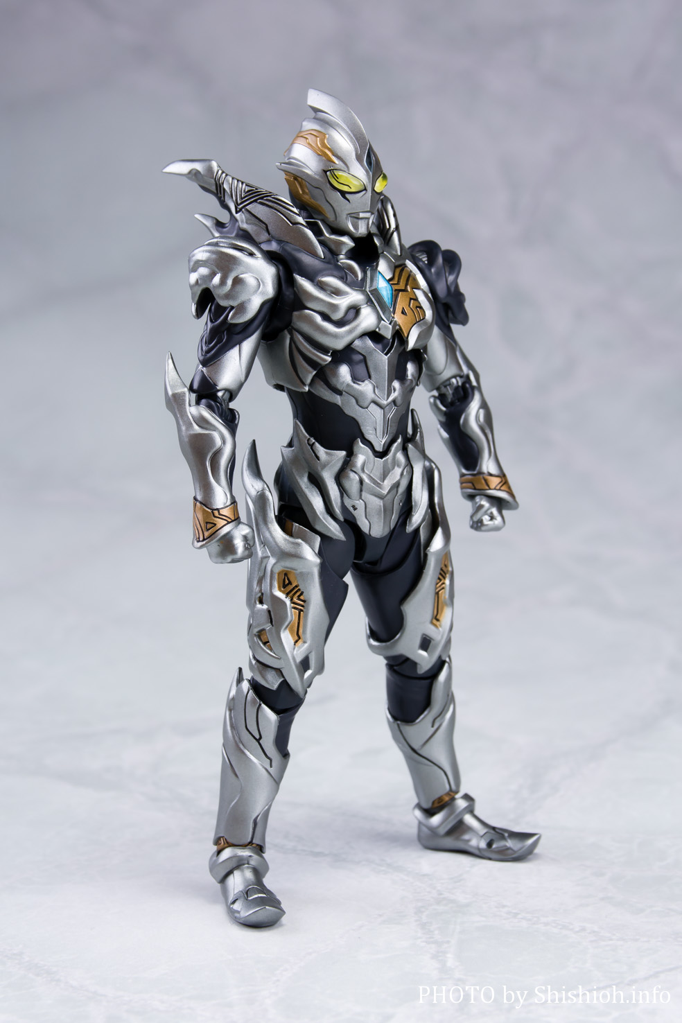 S.H.Figuarts ウルトラマントリガー トリガーダーク 2体セット - 特撮